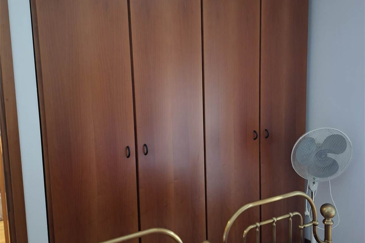 FIGINO S.ZA centro vendo TRILOCALE con box