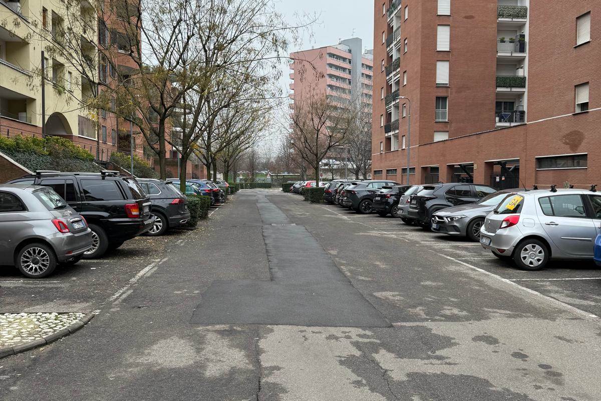 VIMODRONE vendiamo BOX AUTO 