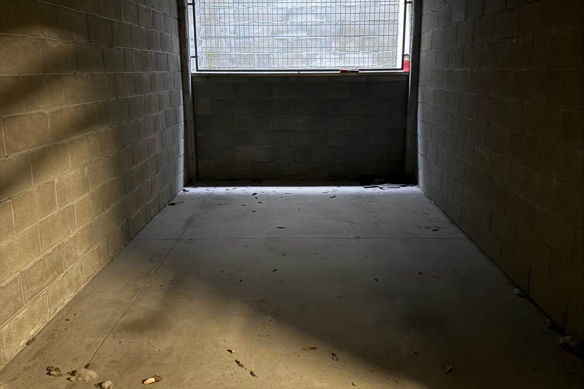 VIMODRONE vendiamo BOX AUTO 