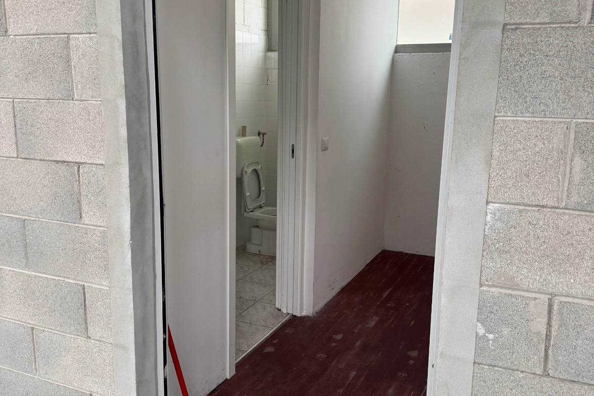 MEDA vendiamo CAPANNONE di recente costruzione