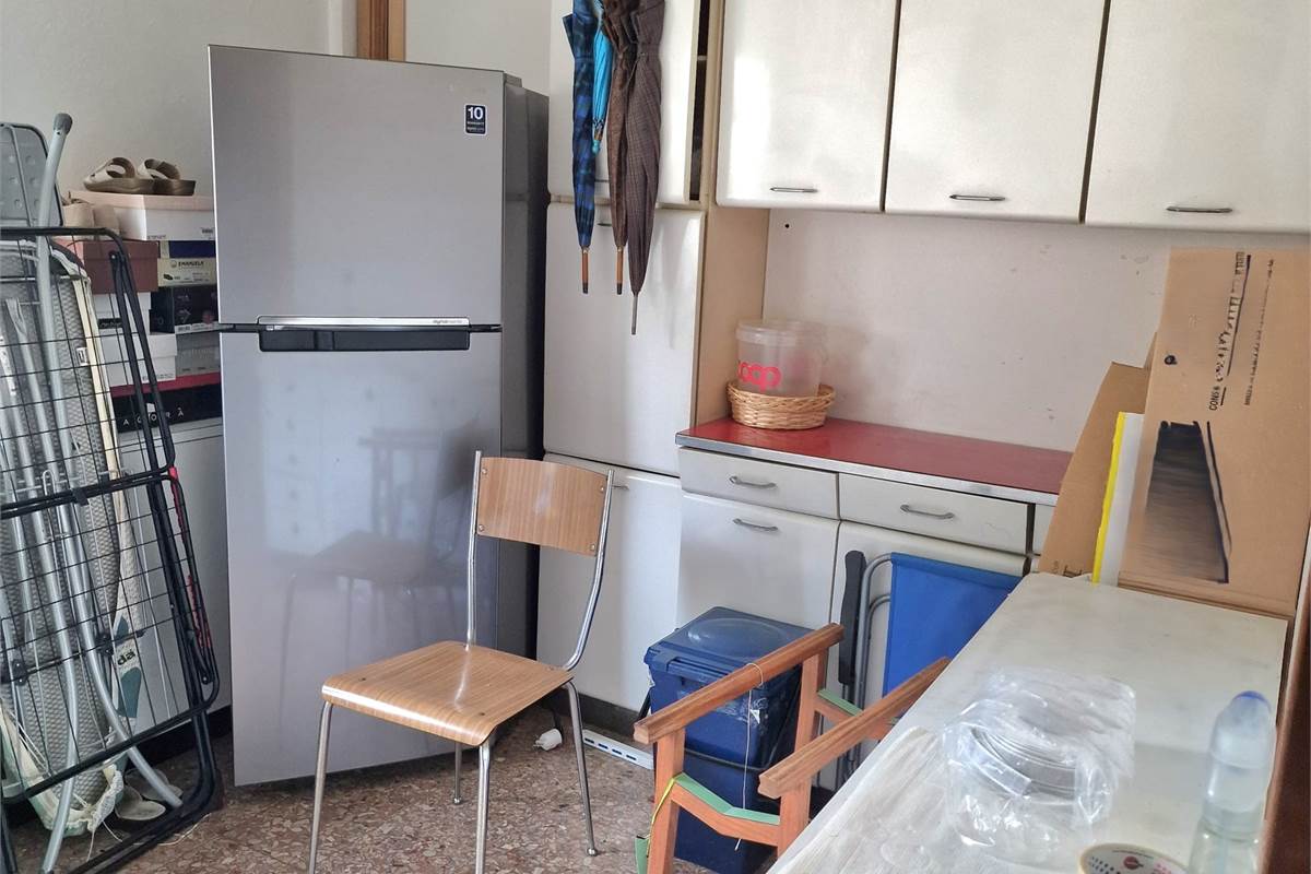 CANTU' vendiamo TRILOCALE termoautonomo