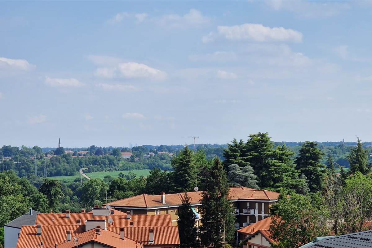 CARIMATE NUOVI QUADRILOCALI con GIARDINO