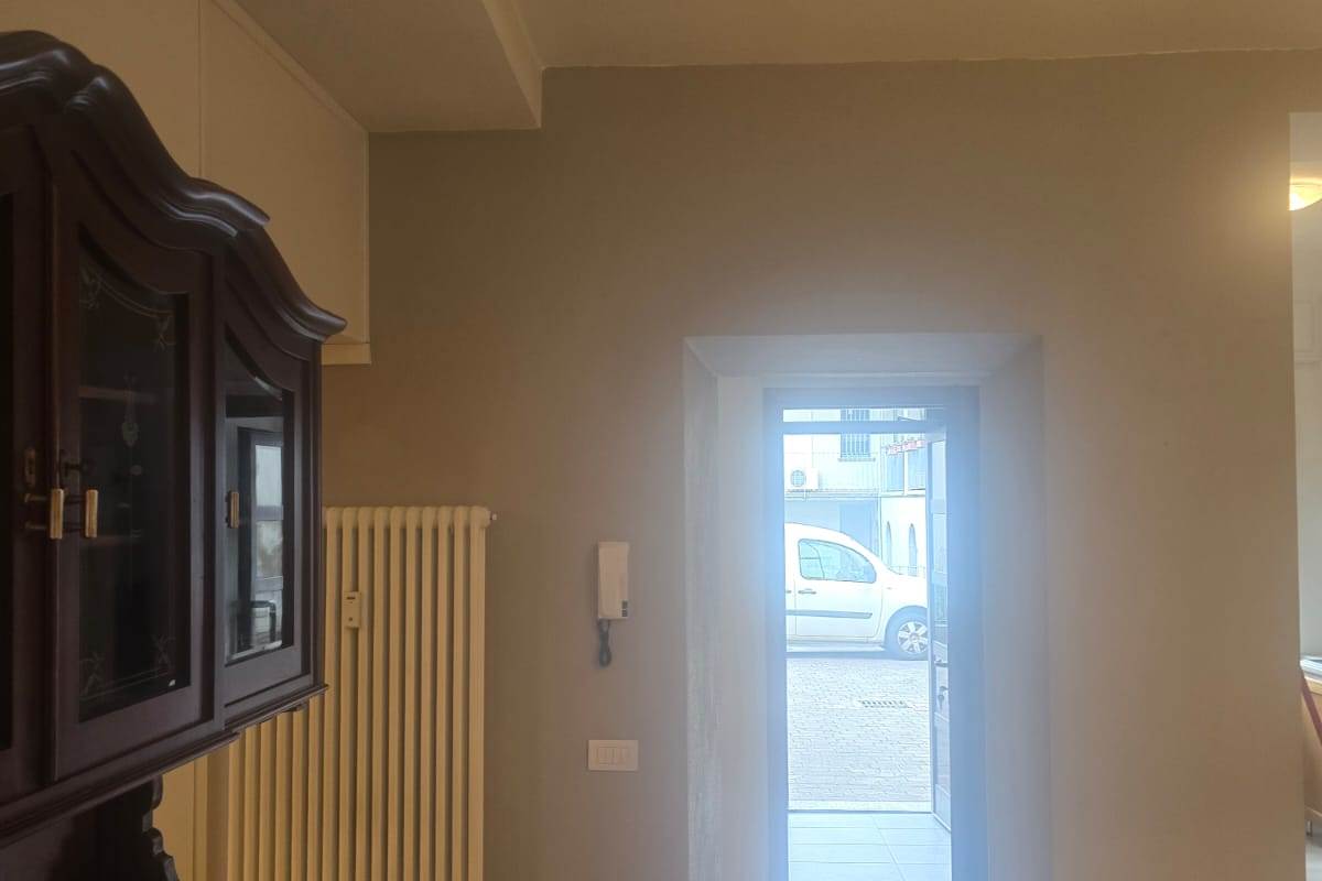 FIGINO SERENZA affittiamo BILOCALE arredato