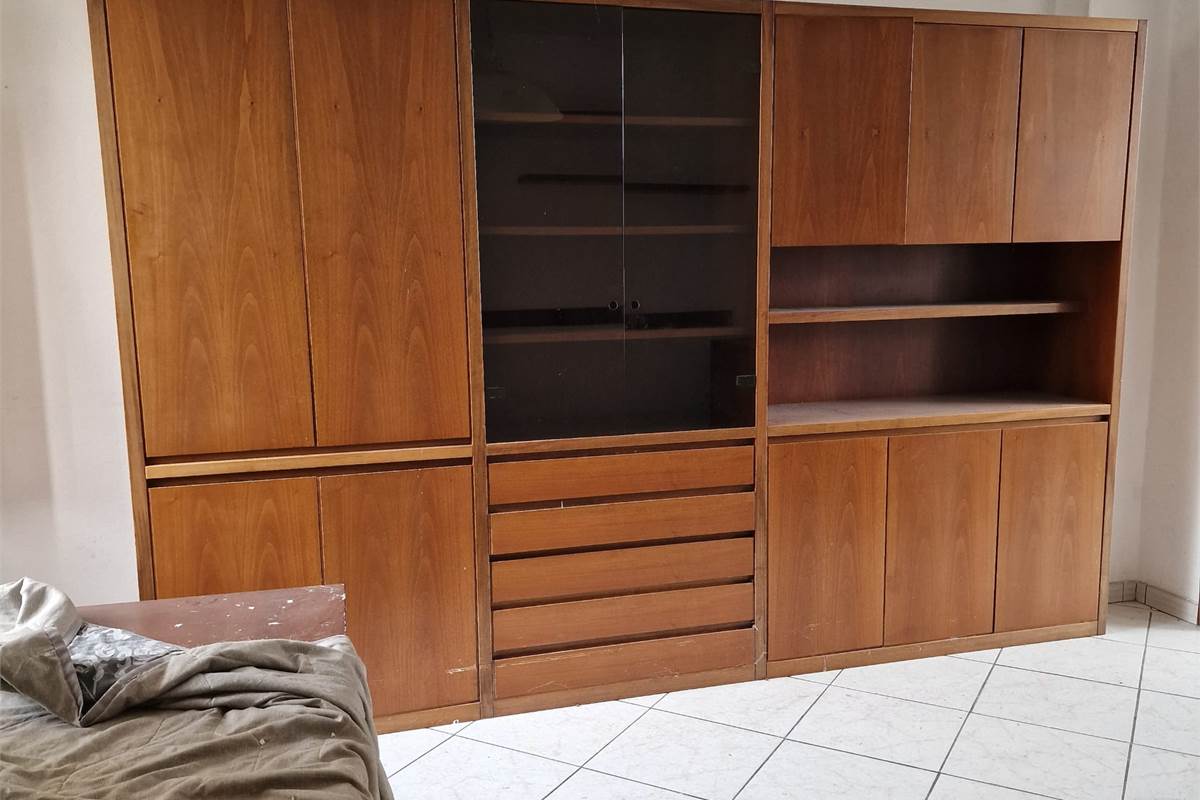 CANTU' centro vendiamo TRILOCALE con box