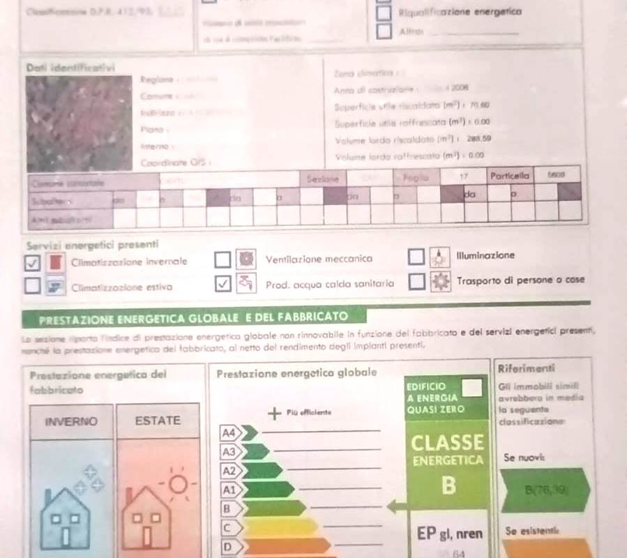CANTU' centro vendiamo recente TRILOCALE termoautonomo