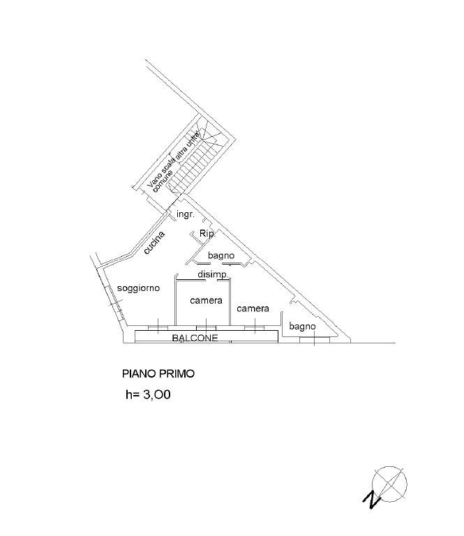 CANTU' centro vendiamo recente TRILOCALE termoautonomo