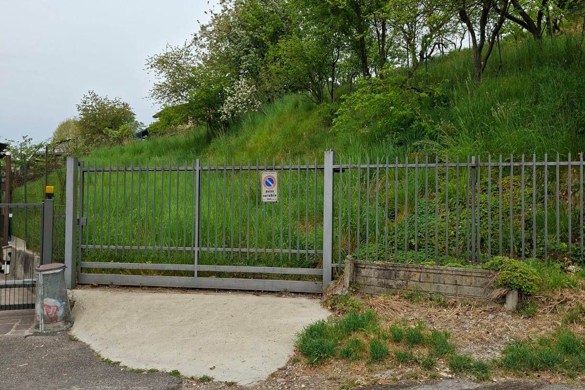 CANTU' vendiamo TERRENO di Mq 2.630