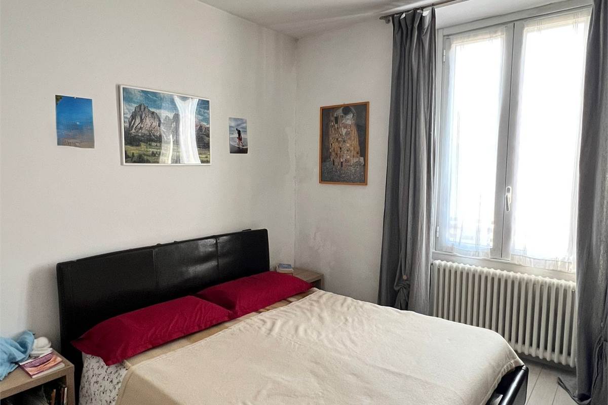 CARIMATE fraz. MONTESOLARO vendiamo BILOCALE