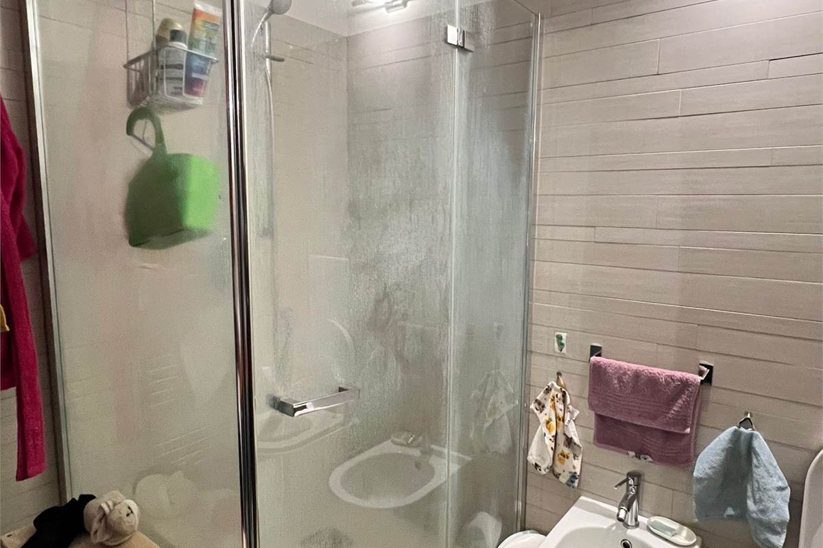 CARIMATE fraz. MONTESOLARO vendiamo BILOCALE