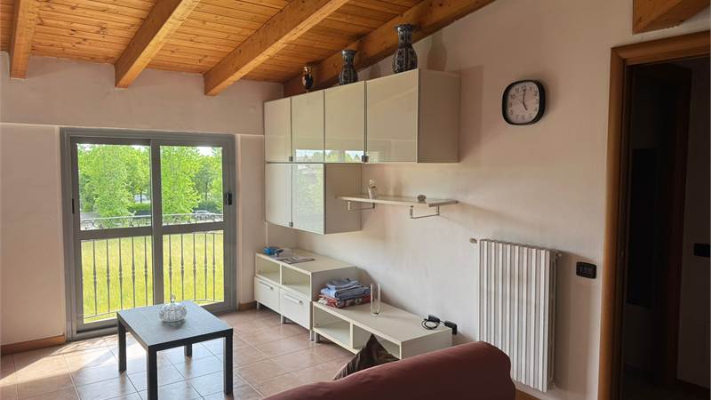 MEDA affittiamo TRILOCALE arredato con cantina