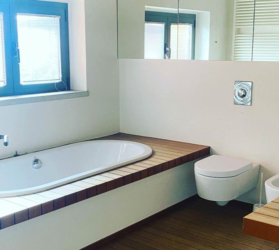 CANTU' ZONA PIANELLA VENDO ATTICO DI 200 MQ