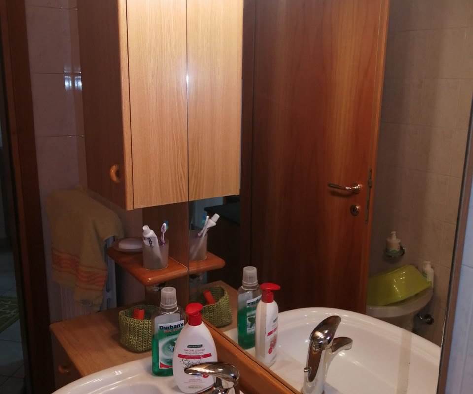 CANTU' TRILOCALE mq 120 SU 2 PIANI CON GIARDINO
