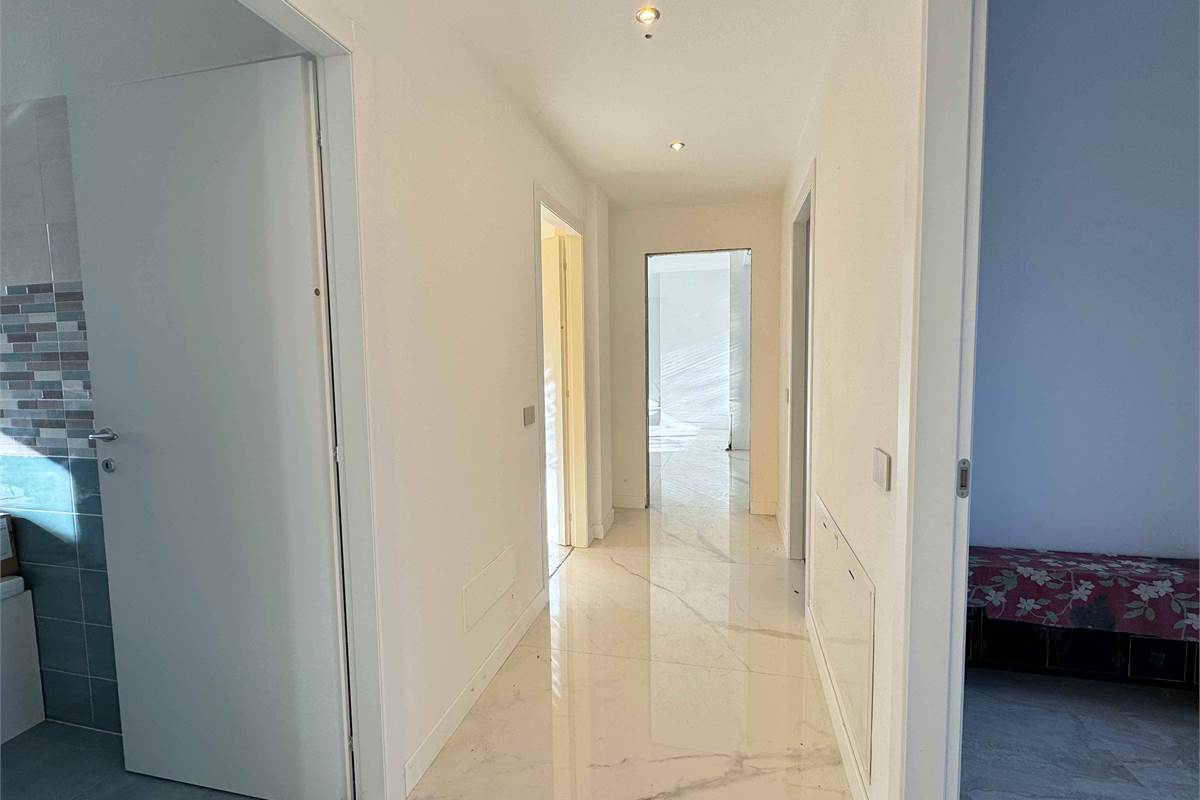 Villa Toba, elegante villa di nuova costruzione