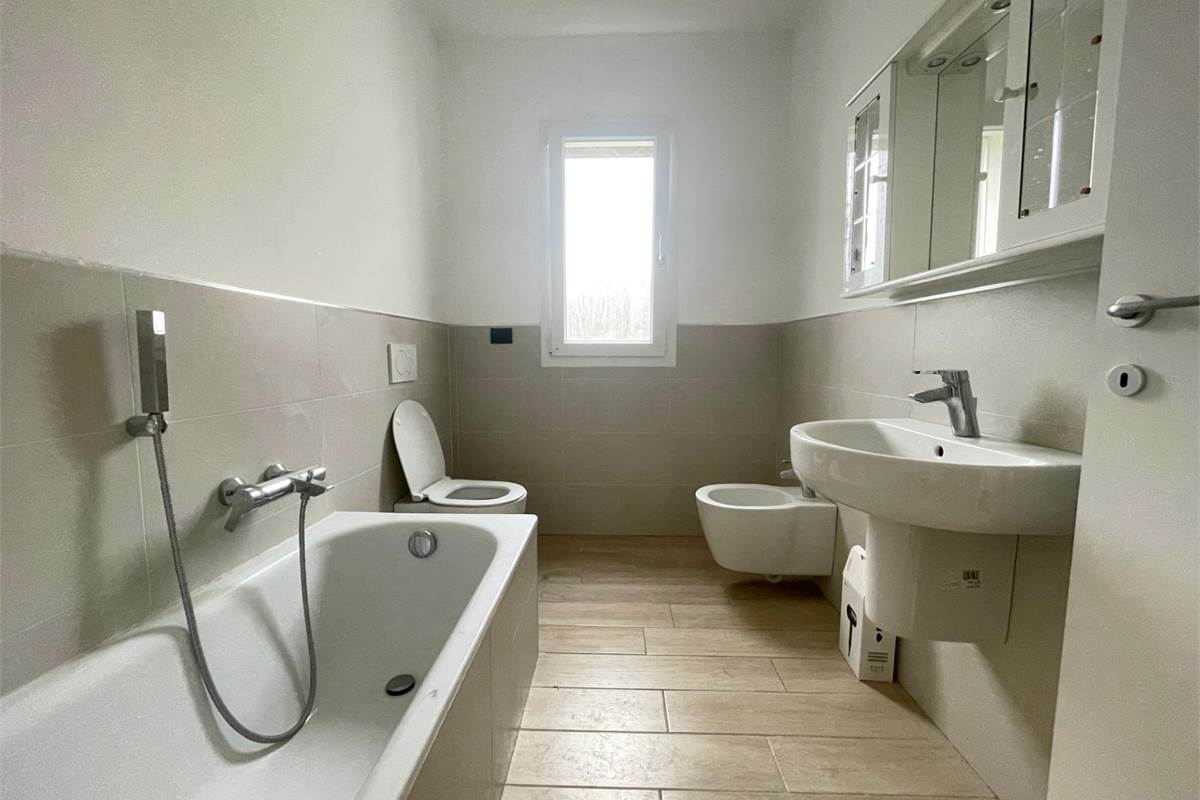 Moderno trilocale con terrazzo 