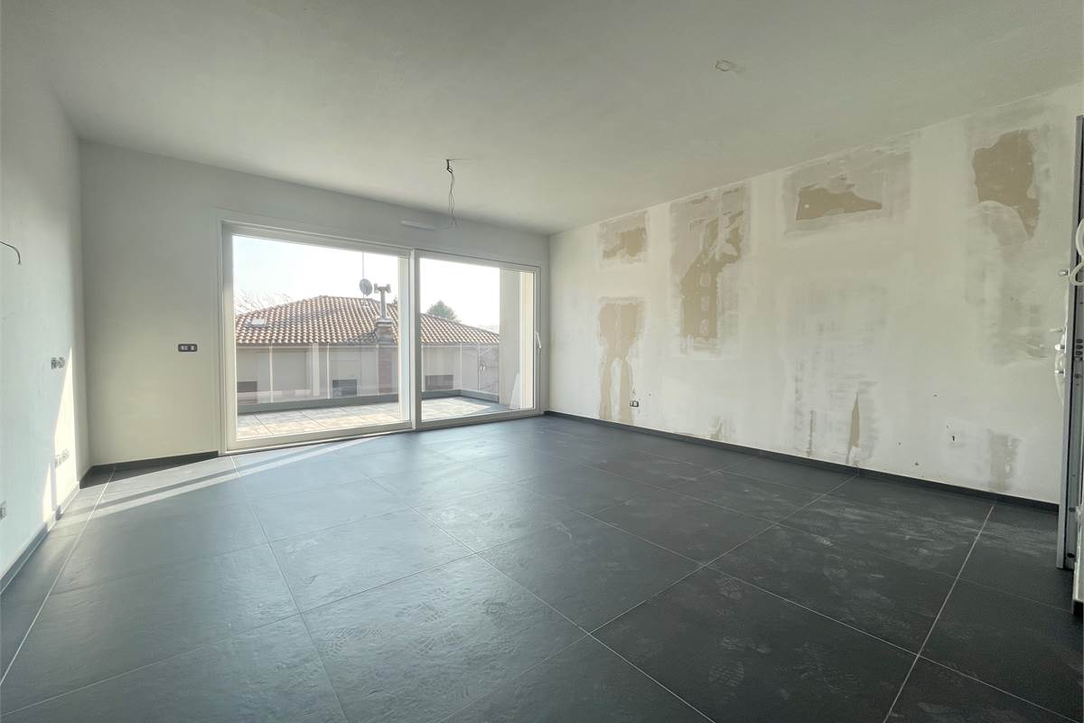 Nuovo trilocale con terrazzo con box incluso