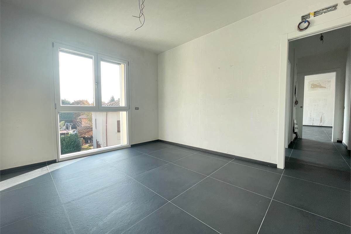 Nuovo trilocale con terrazzo con box incluso
