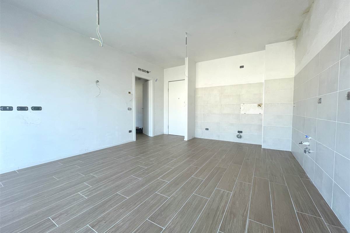 Nuovo trilocale con terrazzo con box incluso