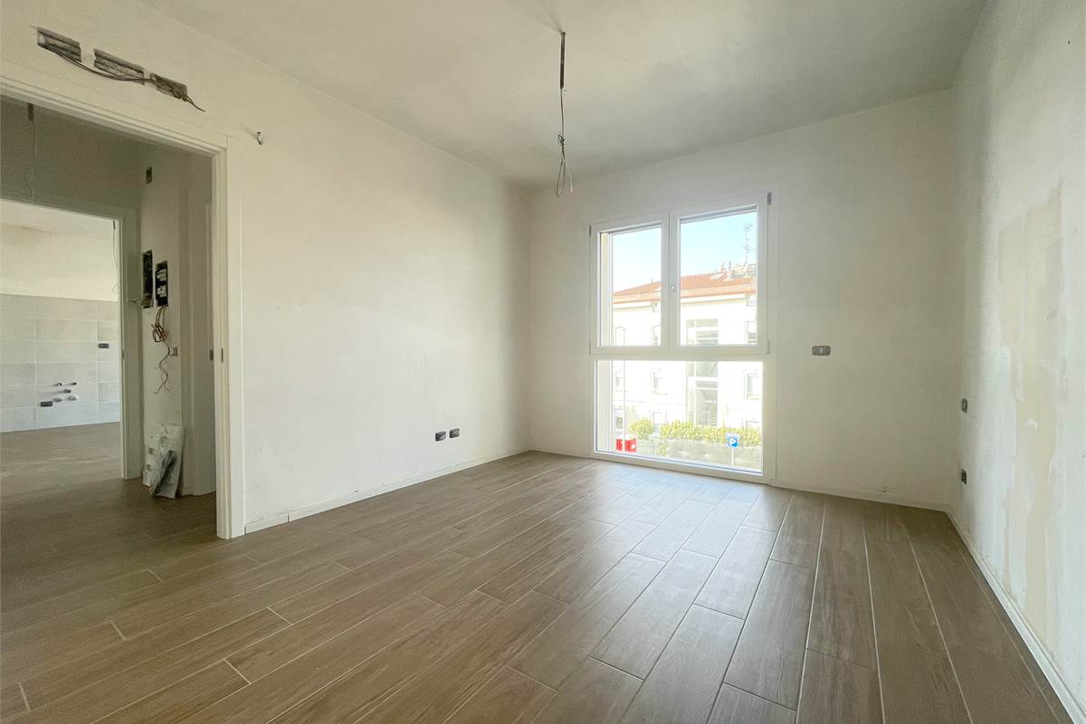Nuovo trilocale con terrazzo con box incluso