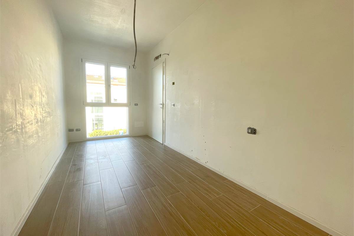 Nuovo trilocale con terrazzo con box incluso