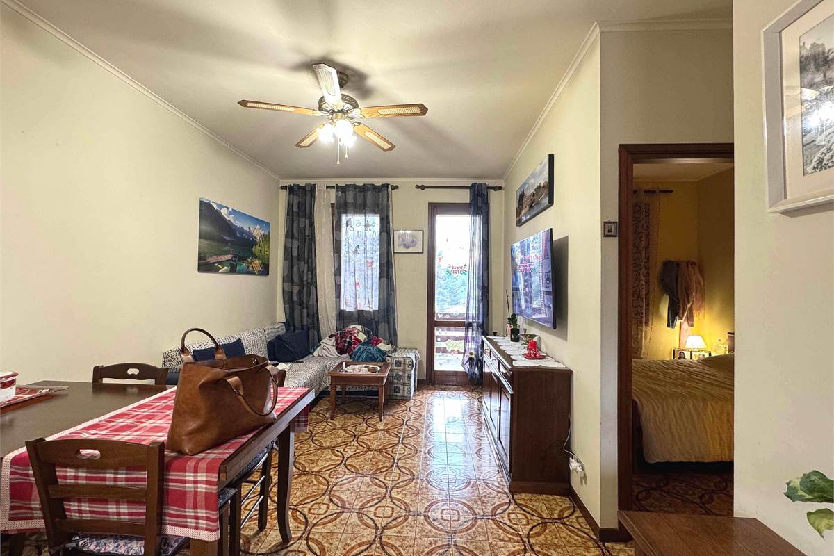 Guanzate Bilocale con terrazzo 