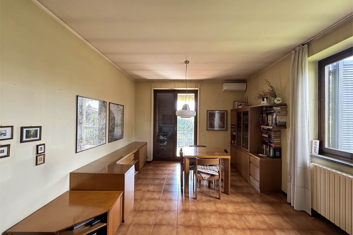 Villa indipendente con giardino