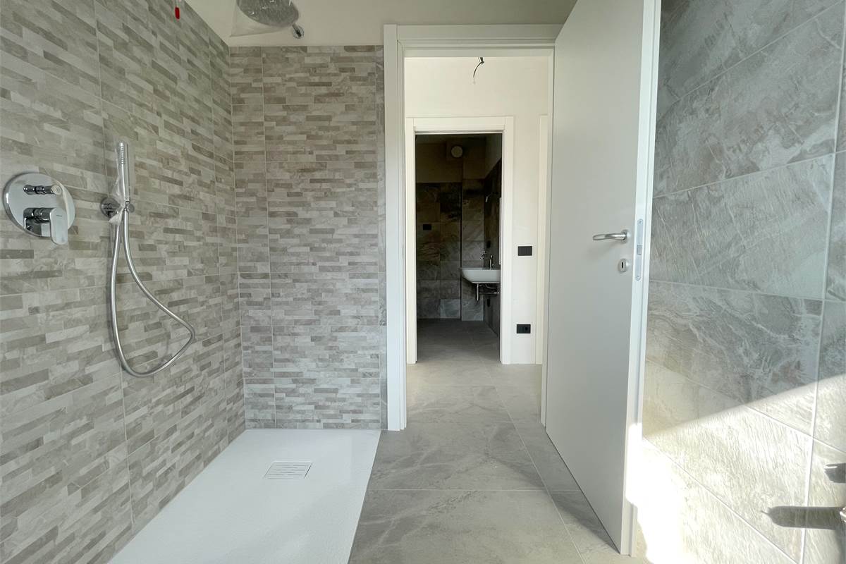 Nuovo trilocale con terrazzo