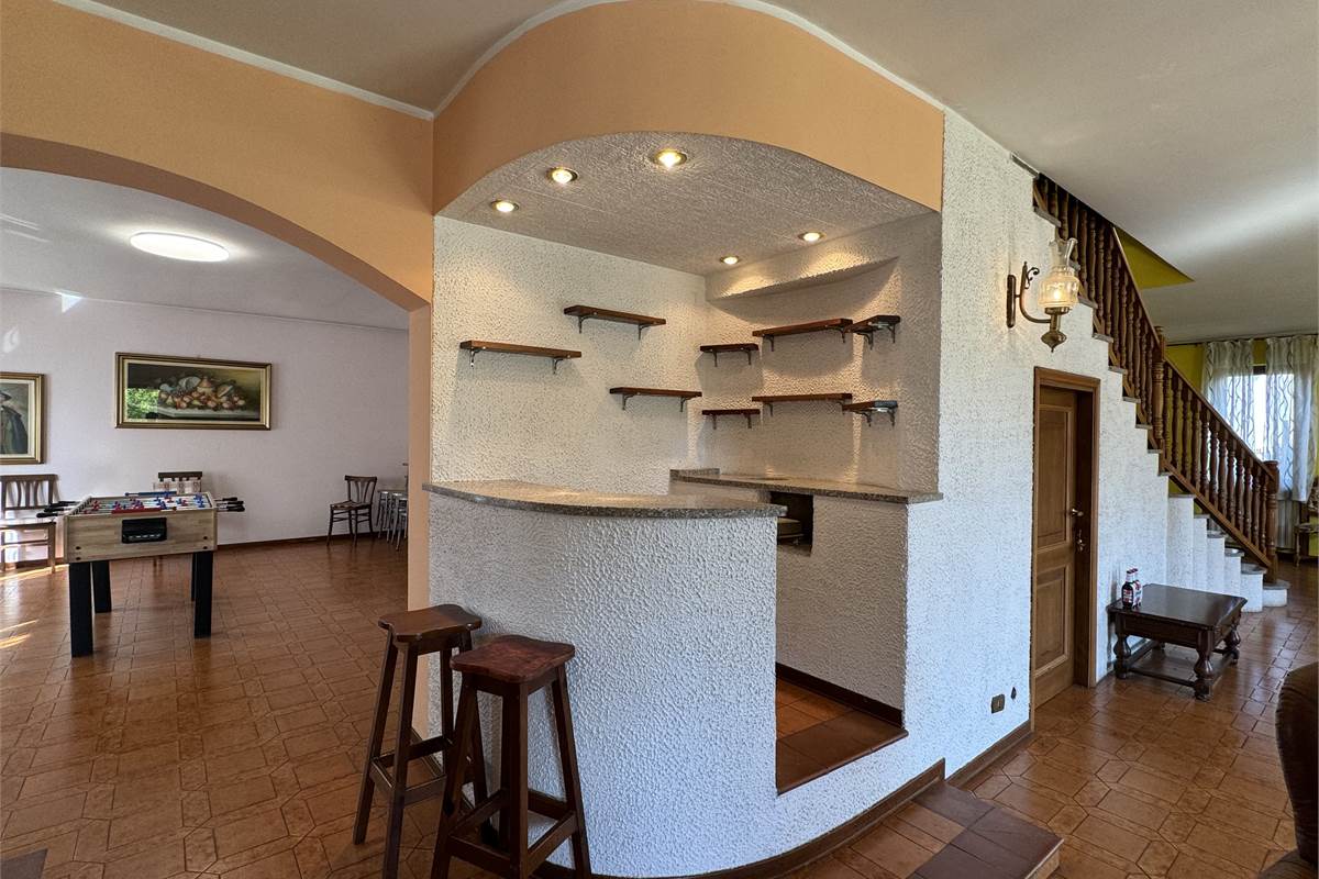 Villa indipendente con giardino