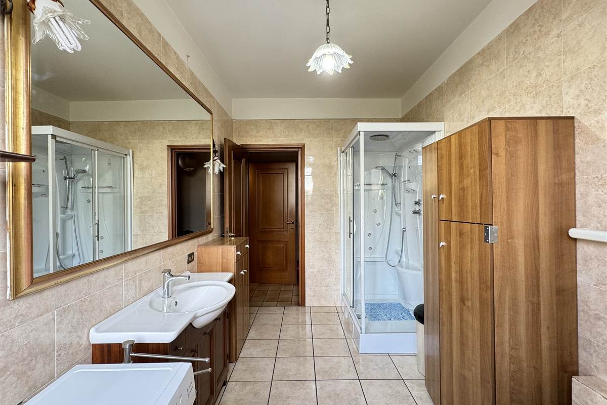 Villa indipendente con giardino