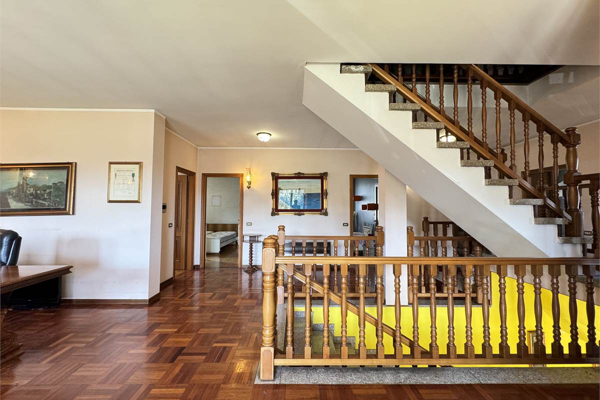 Villa indipendente con giardino