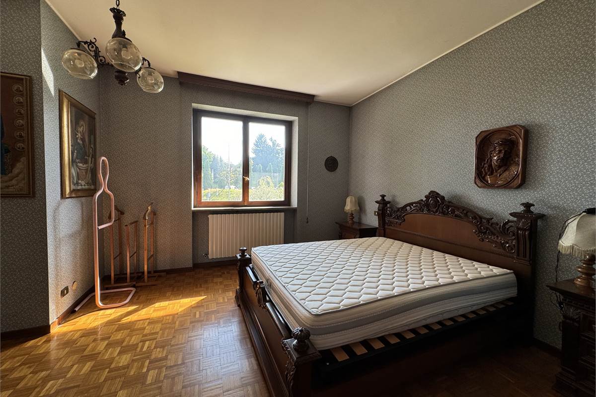 Villa indipendente con giardino