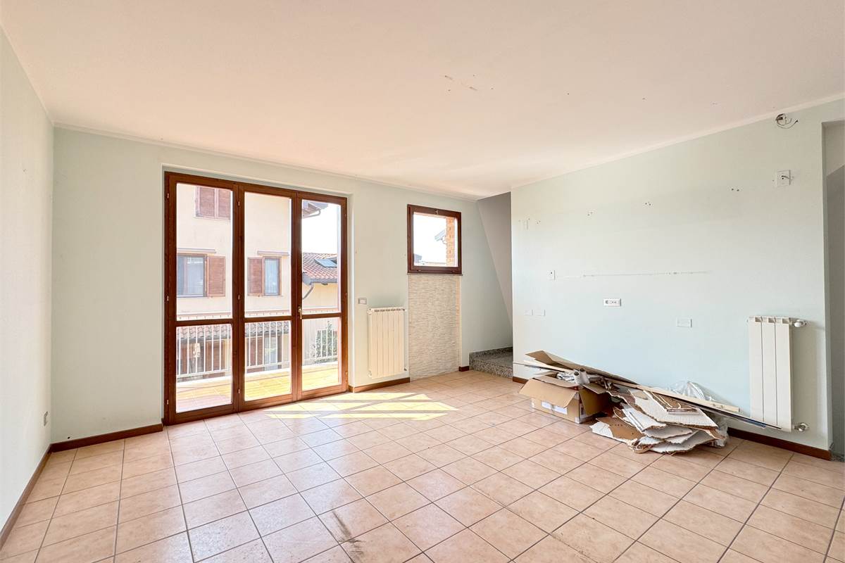Moderno duplex con box doppio