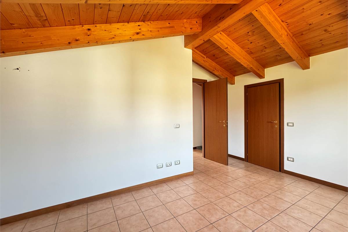 Moderno duplex con box doppio