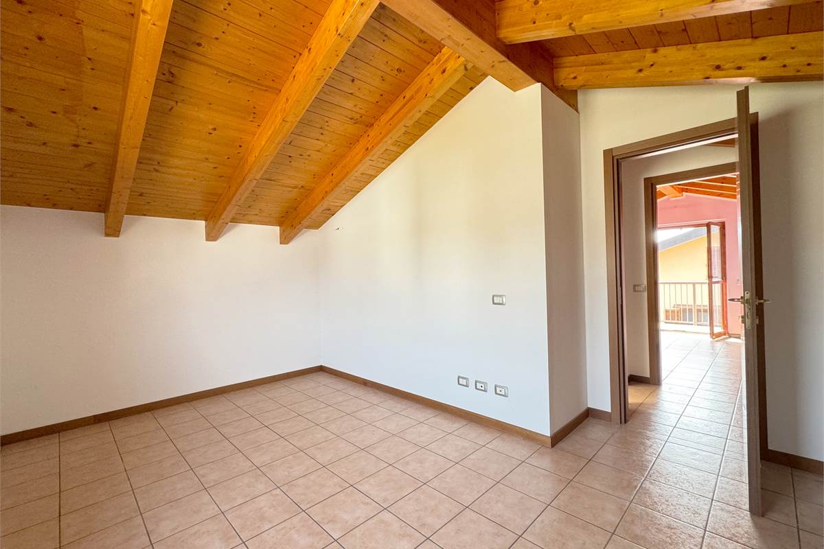 Moderno duplex con box doppio