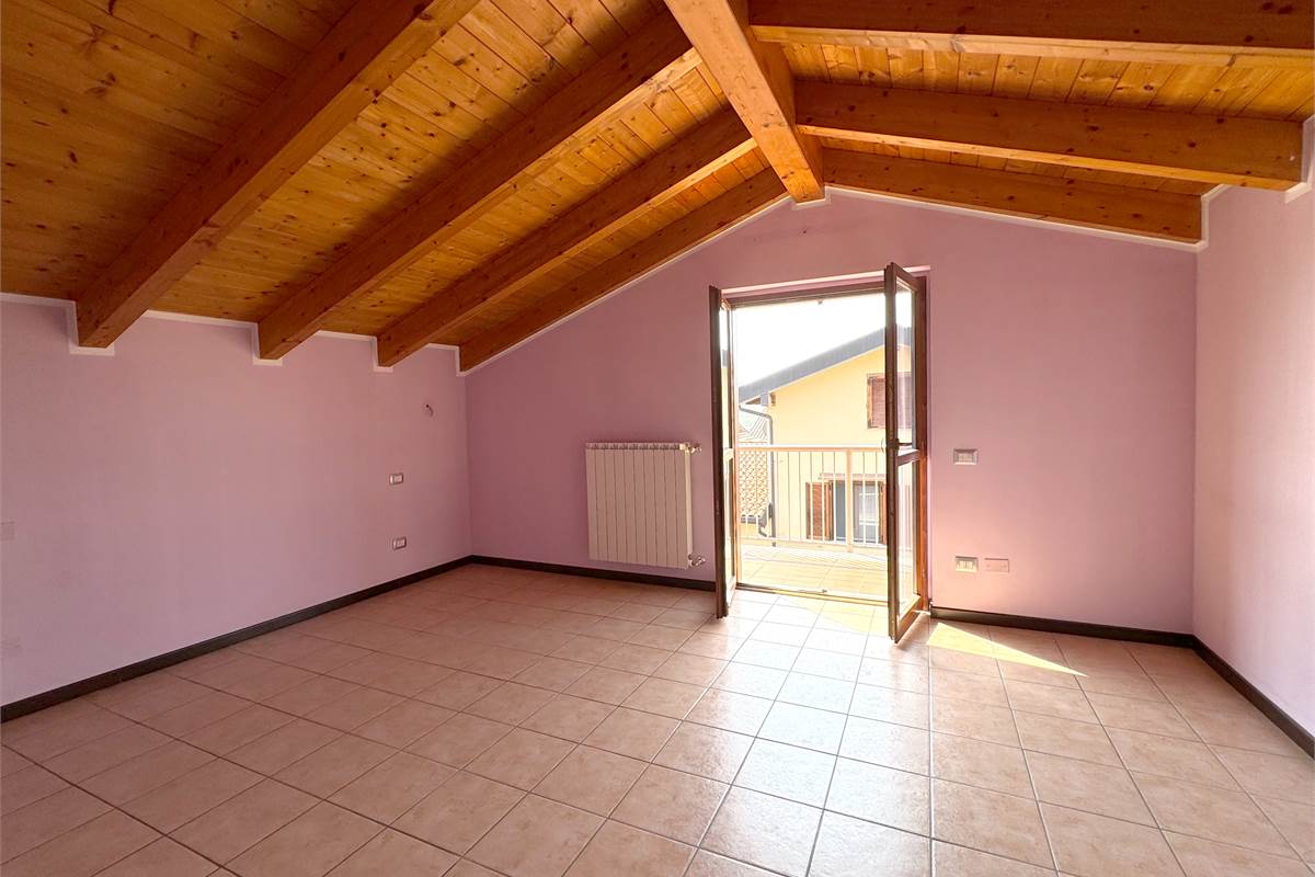 Moderno duplex con box doppio