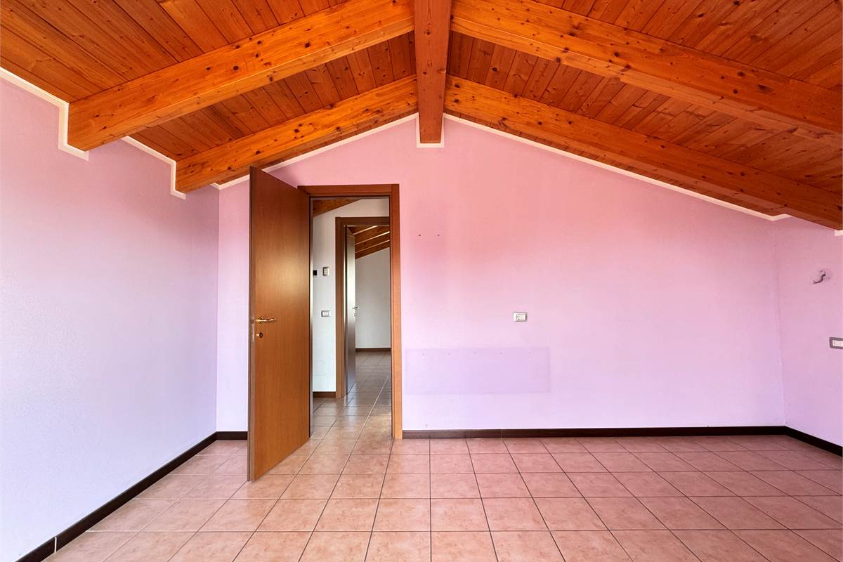 Moderno duplex con box doppio