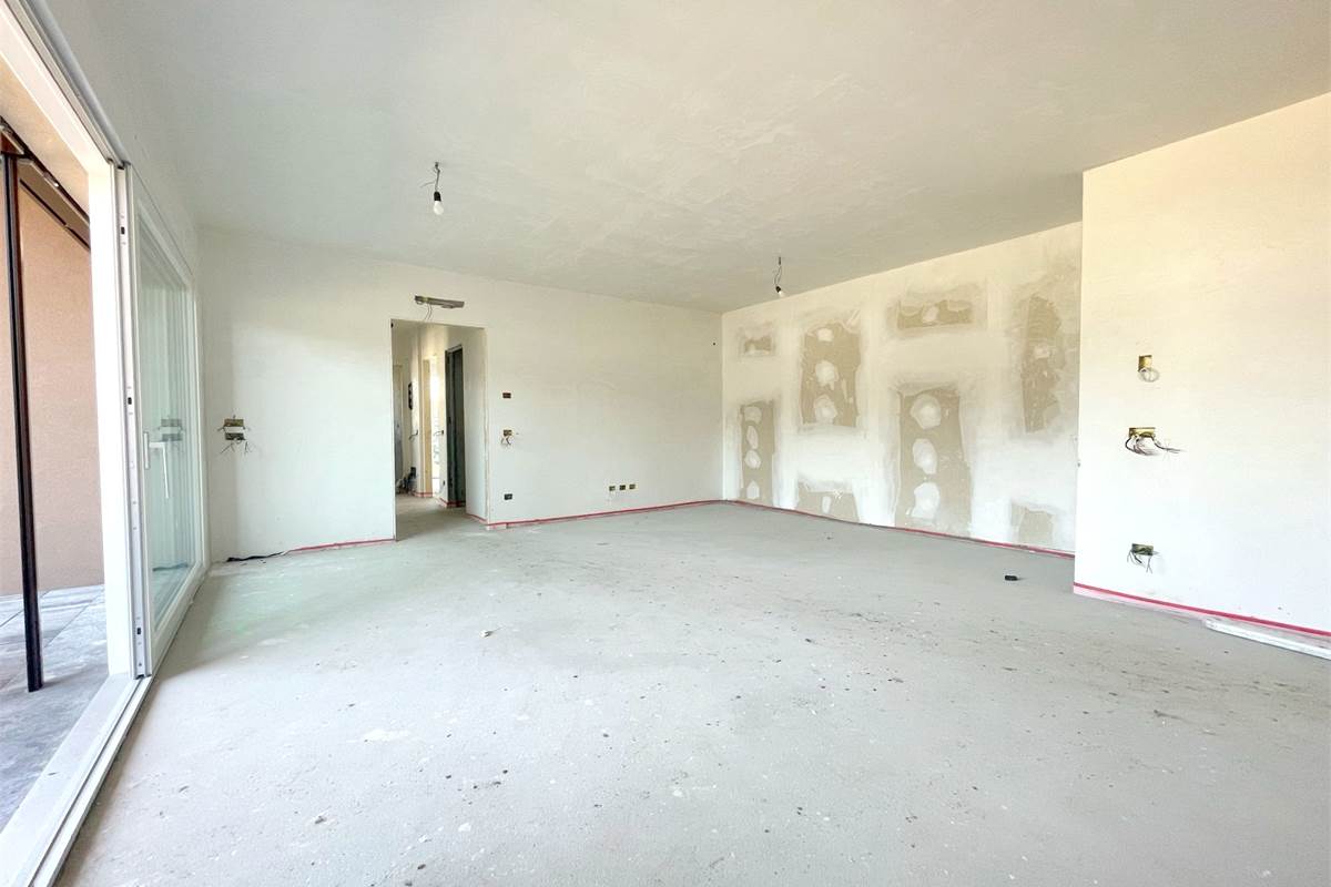 Nuovo quadrilocale ultimo piano con terrazzo e box