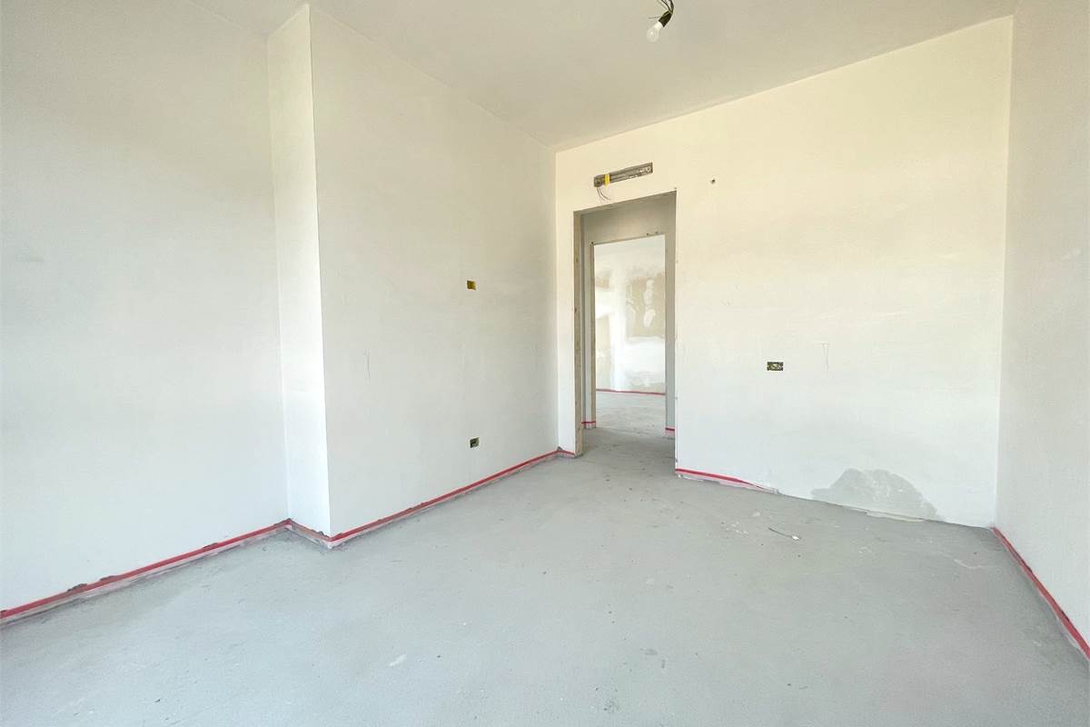 Nuovo quadrilocale ultimo piano con terrazzo e box