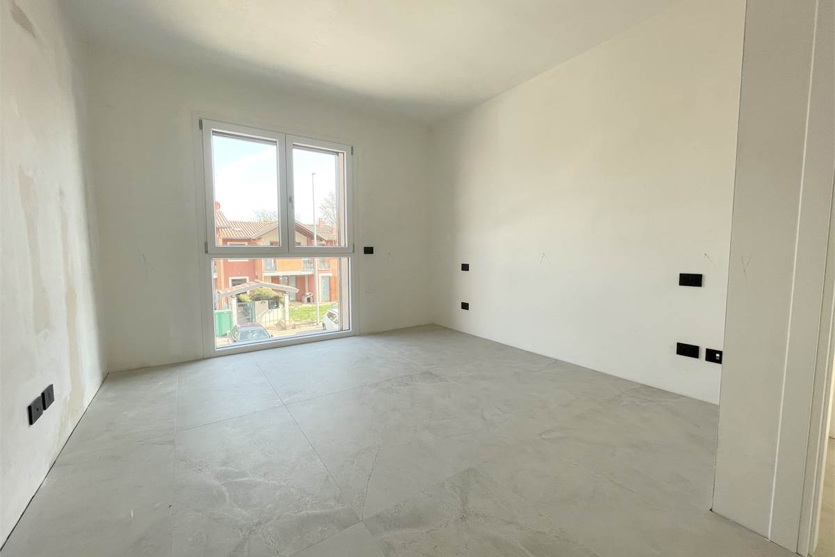 Nuovo trilocale con terrazzo
