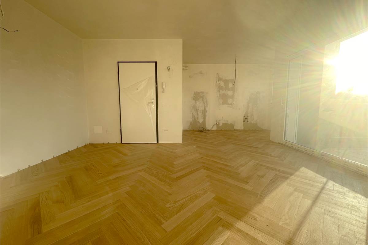 Nuovo trilocale con terrazzo