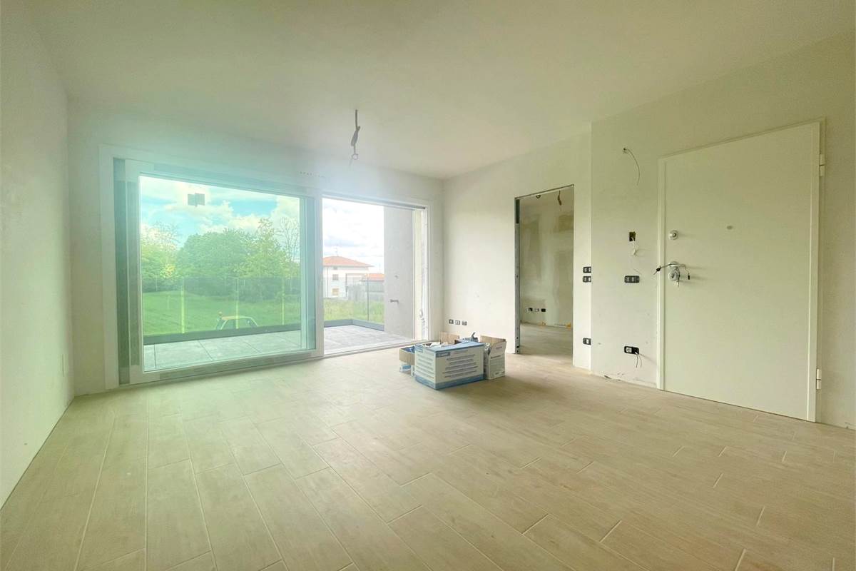 Nuovo trilocale con terrazzo