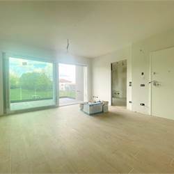 Nuovo trilocale con terrazzo
