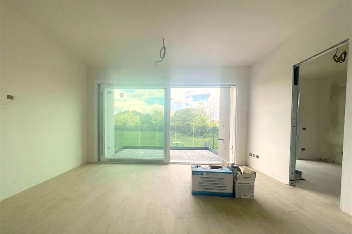 Nuovo trilocale con terrazzo