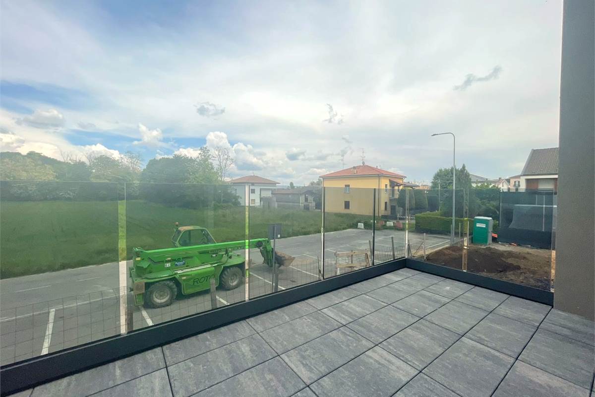 Nuovo trilocale con terrazzo