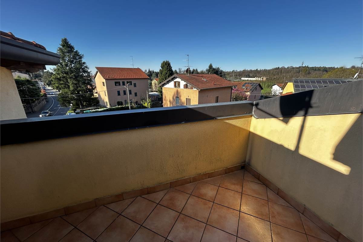 Casa indipendente con due appartamenti