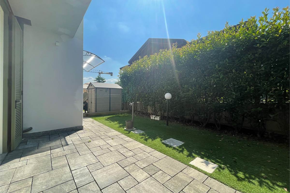 Moderna villa di testa