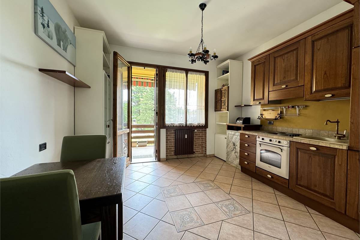Appartamento ristrutturato con terrazzo