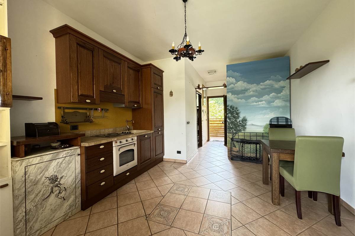 Appartamento ristrutturato con terrazzo