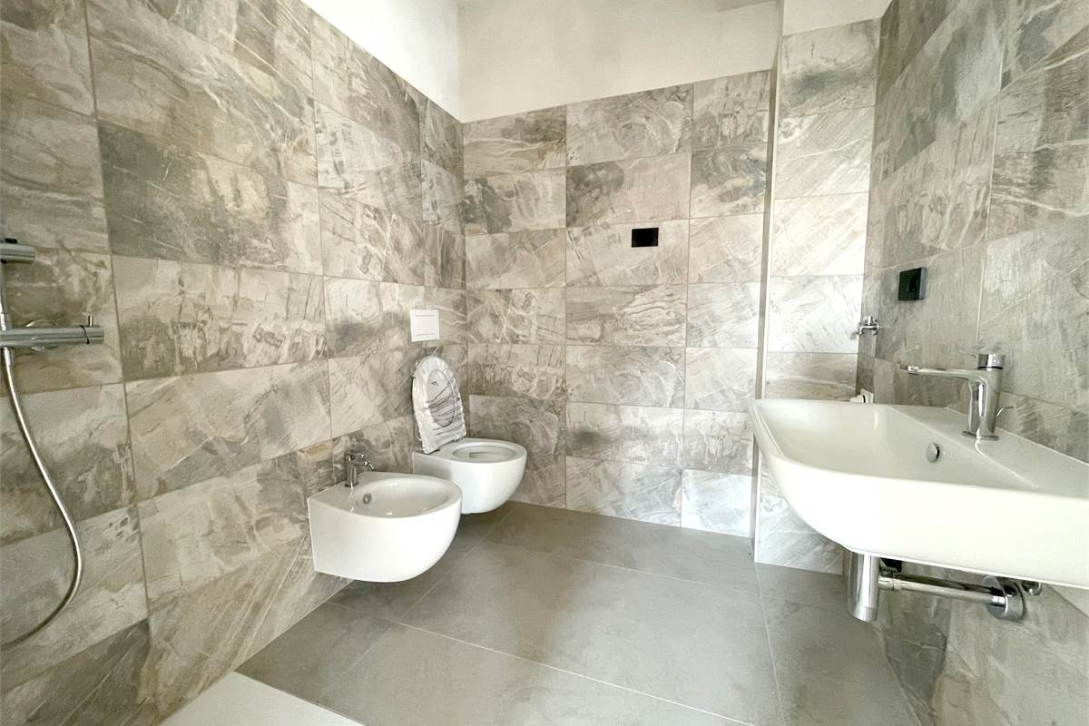 Nuovo trilocale ultimo piano con terrazzo