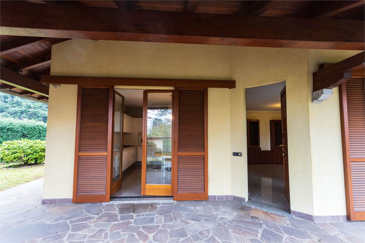 Villa bifamiliare