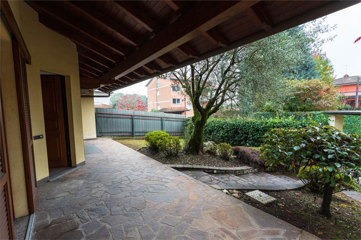 Villa bifamiliare